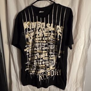 Tapout Black and White Graphic Tee